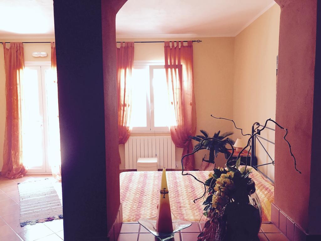 Villa Della Mimosa Alia Room photo