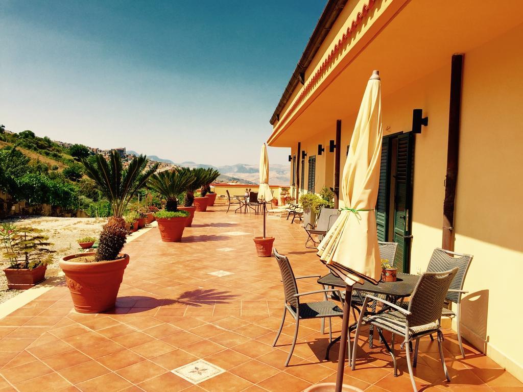 Villa Della Mimosa Alia Exterior photo